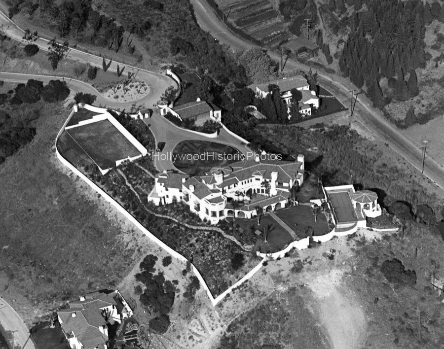 Kolb Estate 1927 Beverly Ridge 1146 Tower Road wm.jpg